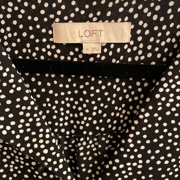 Easy-care LOFT business casual blouse Size M - Picture 7 of 13